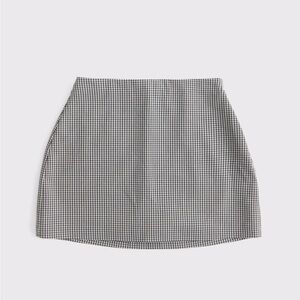 Abercrombie  & Fitch Black and White Checkered Scarlett Skort